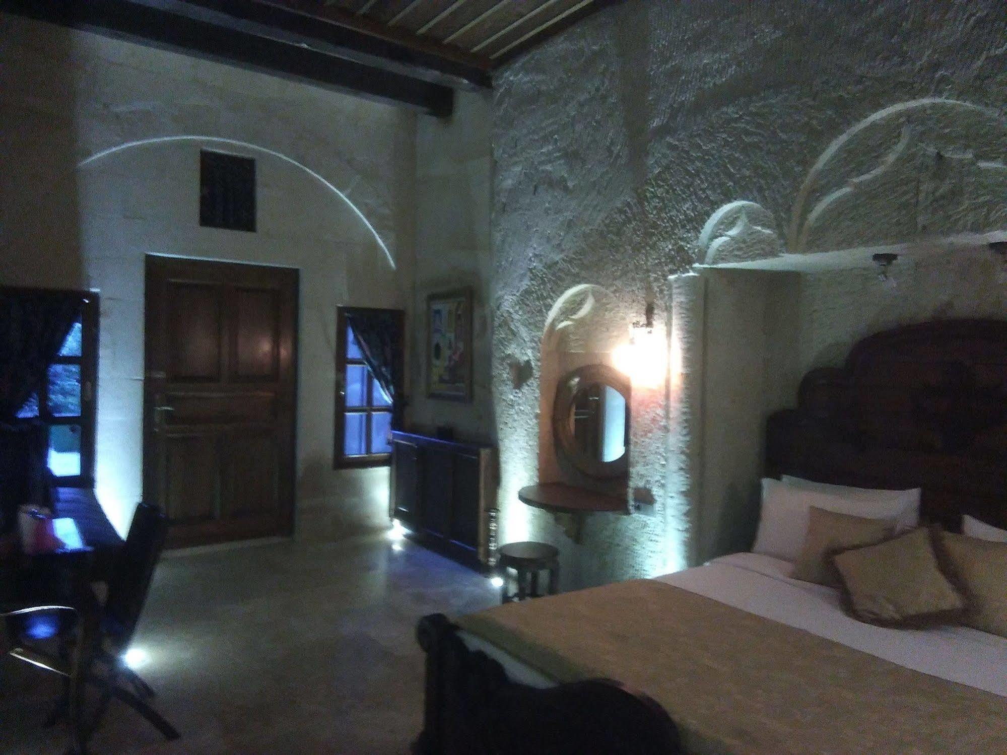 Best Cave Hotel 于尔居普 外观 照片
